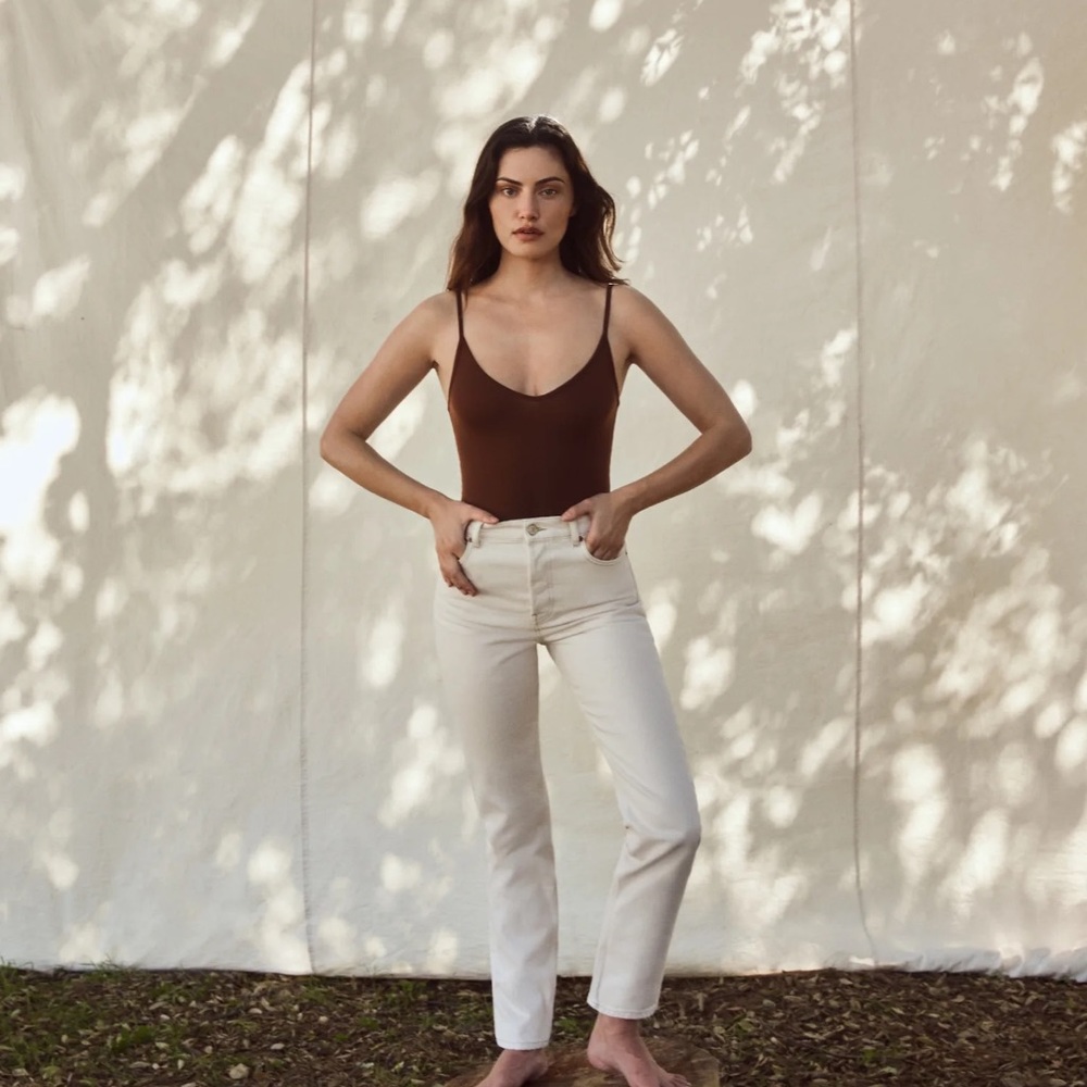 Reformation Cynthia High Rise Straight Jeans 29 white bone NWT